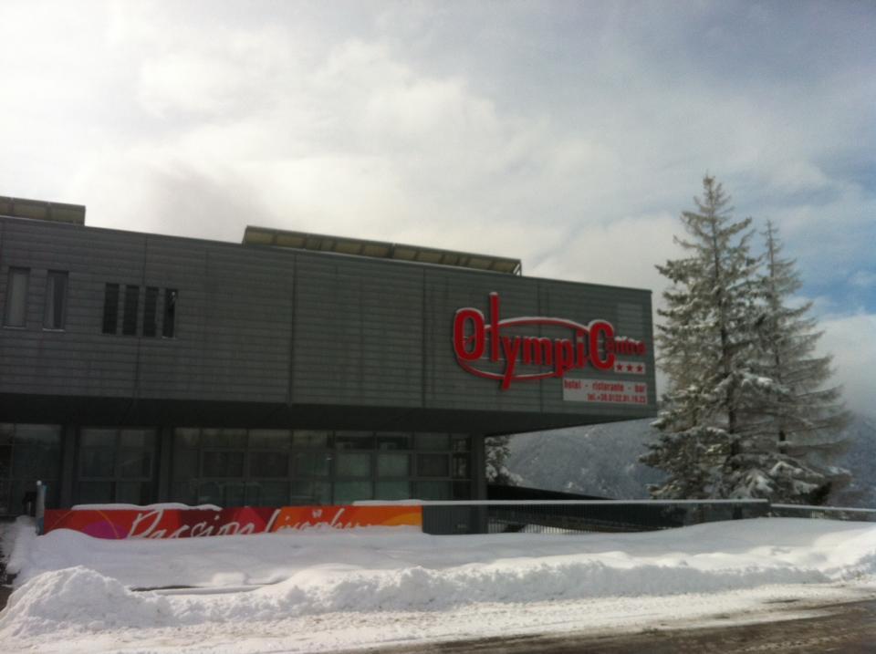 Villaggio Olympic Centre 세사나토리니즈 외부 사진